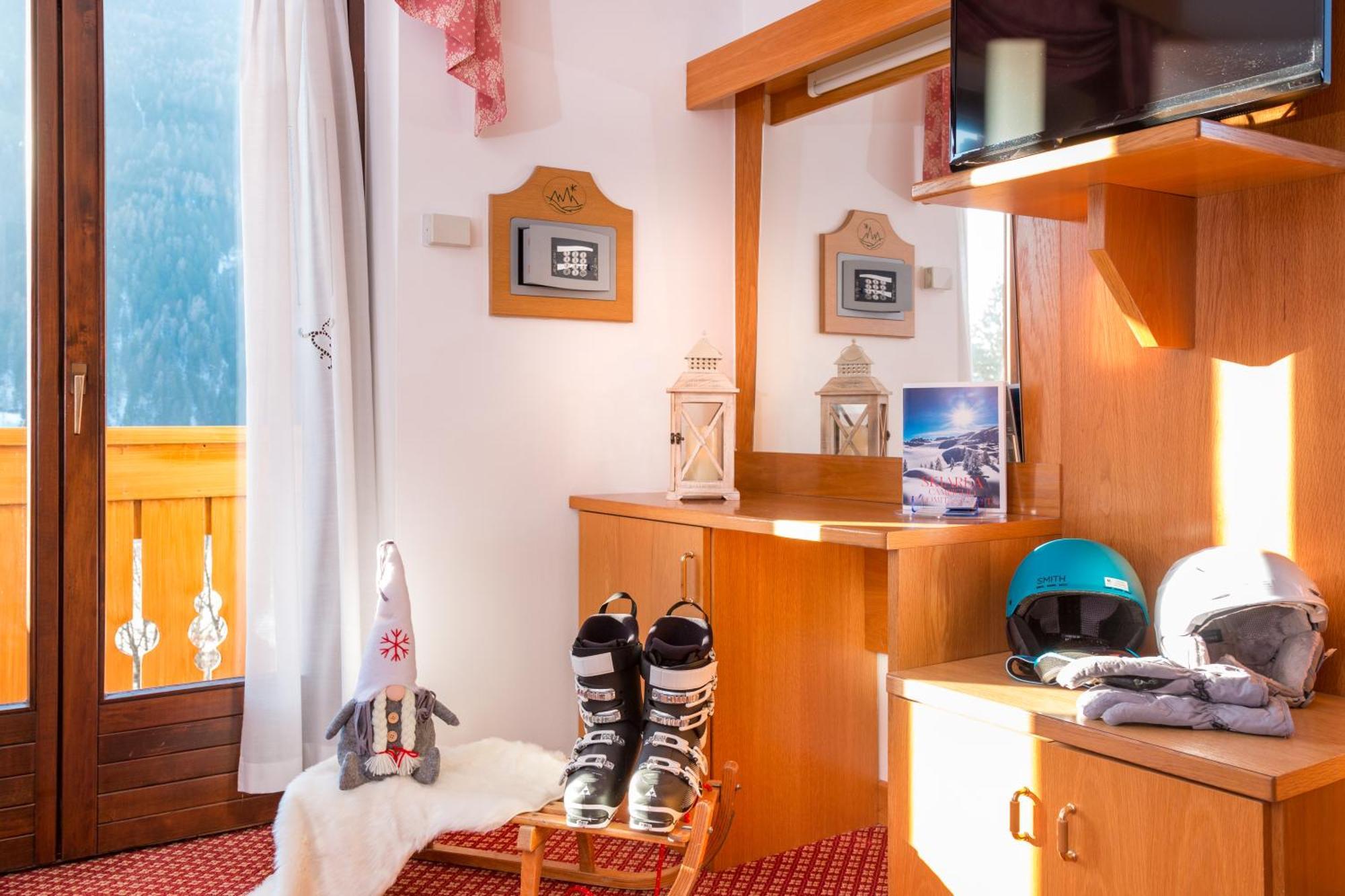 Hotel Bellavista Pinzolo Room photo