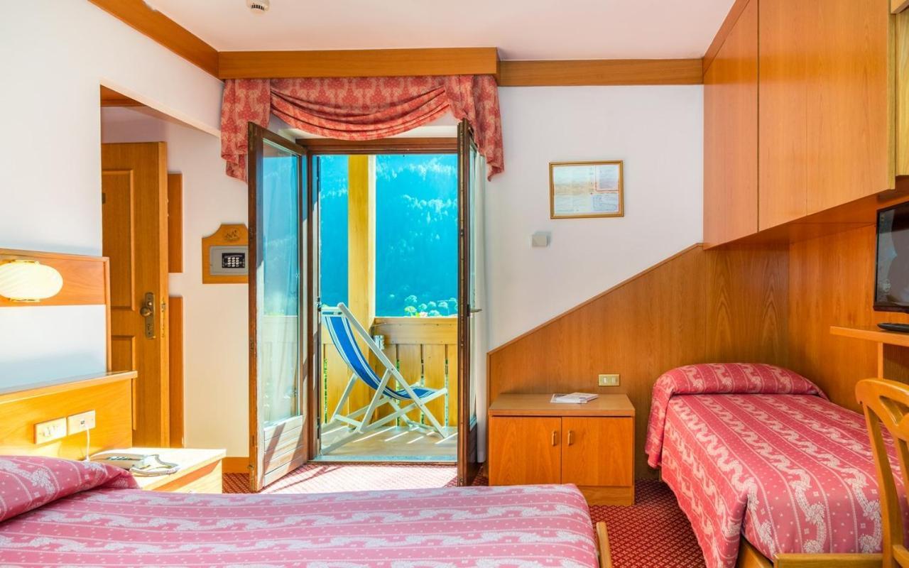 Hotel Bellavista Pinzolo Exterior photo
